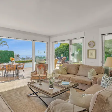 Molly - Elegant Beachside By Finest Villa