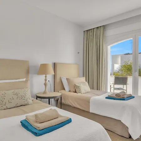 Villa Molly - Elegant Beachside By Finest