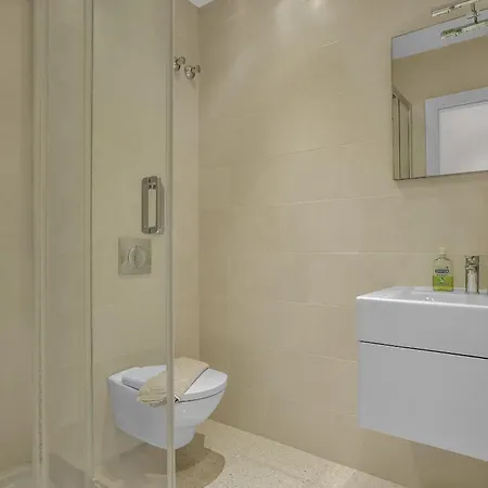 Molly - Elegant Beachside By Finest Villa